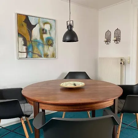 Det Gamle Paradis Pa 2 Sal I Appartement